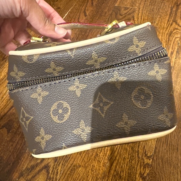 LV Style Mini Vanity Case - Picture 1 of 5